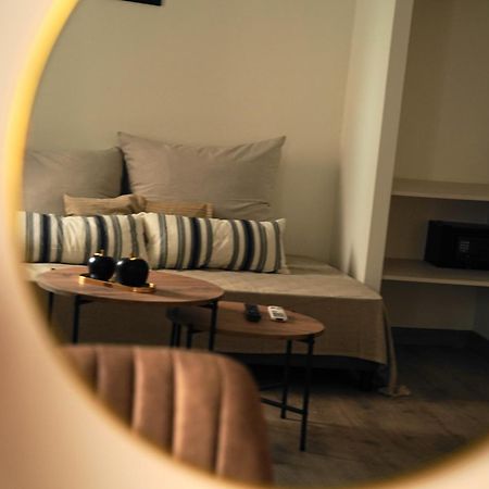 Aegean Gold Syros Suites Ermoupoli Ngoại thất bức ảnh