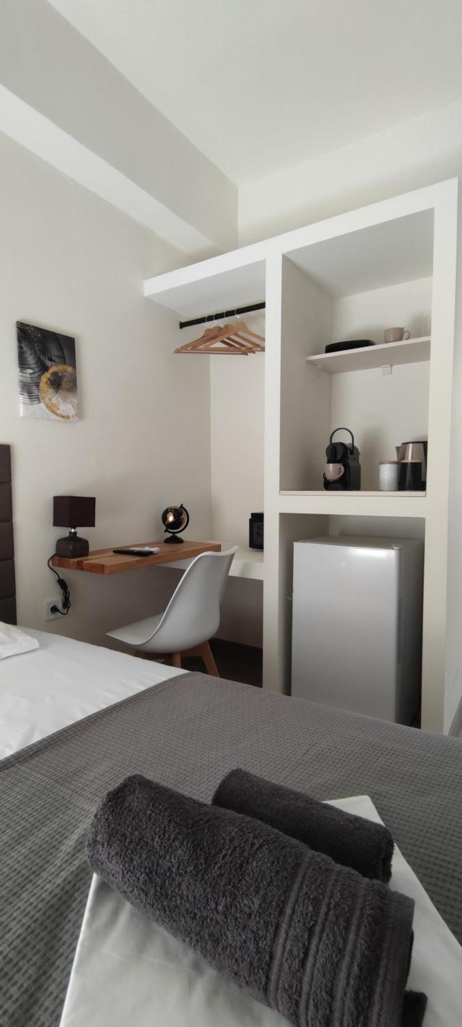 Aegean Gold Syros Suites Ermoupoli Ngoại thất bức ảnh