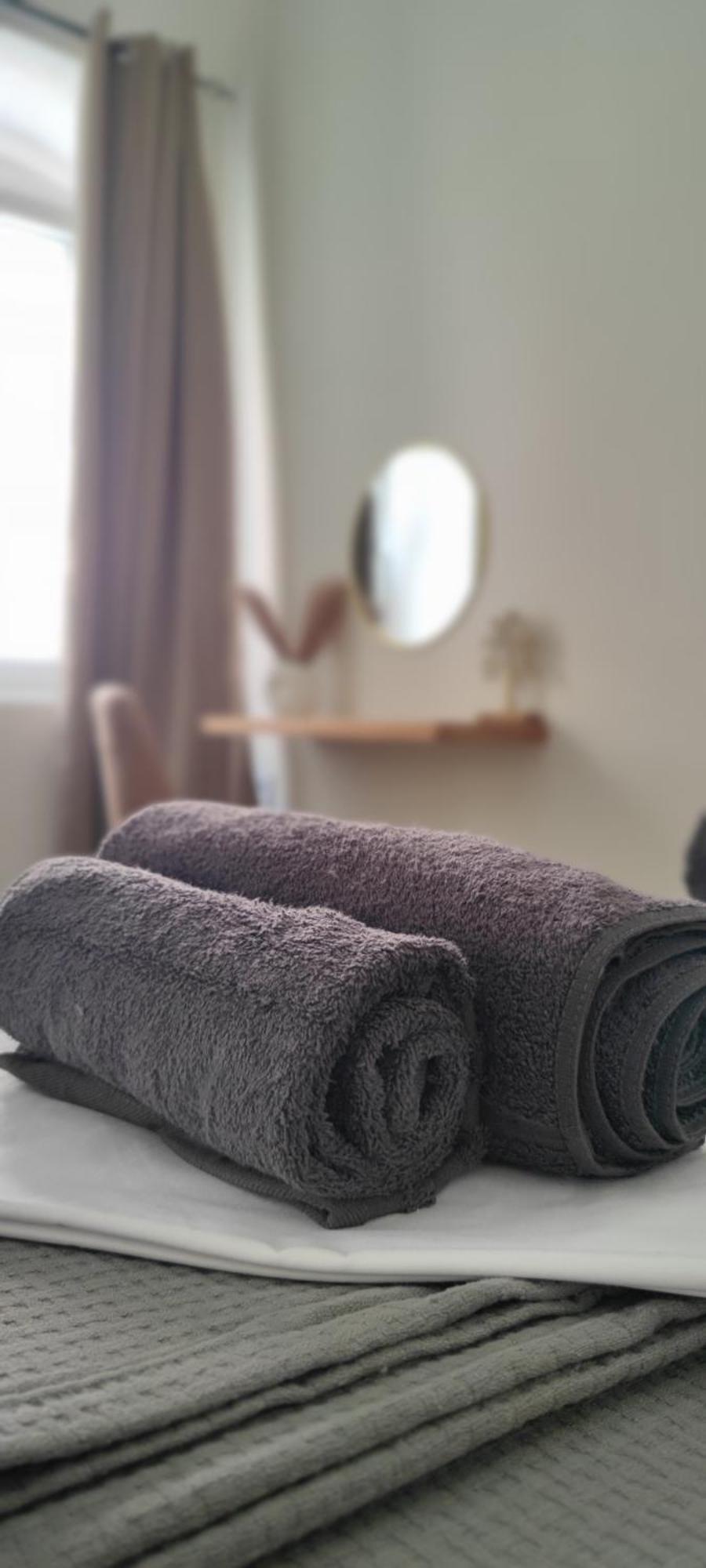 Aegean Gold Syros Suites Ermoupoli Ngoại thất bức ảnh