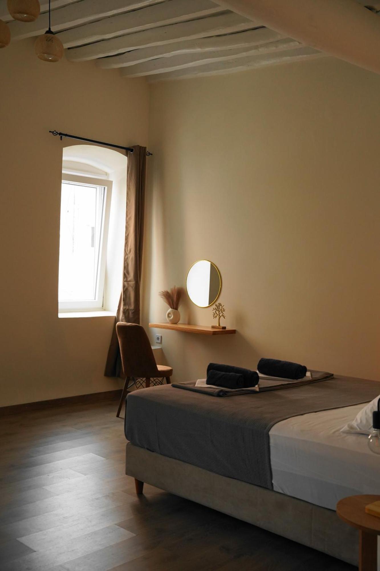 Aegean Gold Syros Suites Ermoupoli Ngoại thất bức ảnh